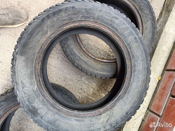 Yokohama Ice Guard IG35 175/65 R14