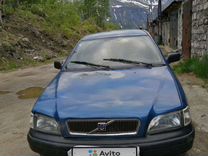 Volvo V40 1.9 MT, 1998, битый, 300 000 км, с пробегом, цена 100 000 руб.