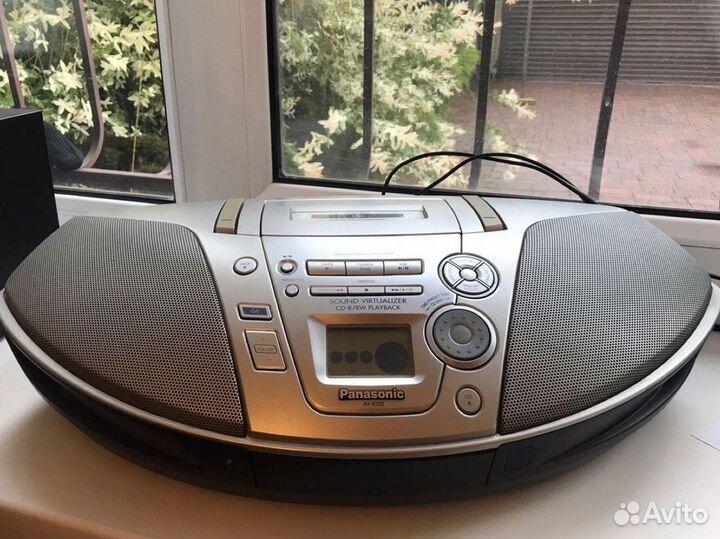 Магнитола Panasonic RX-ES22