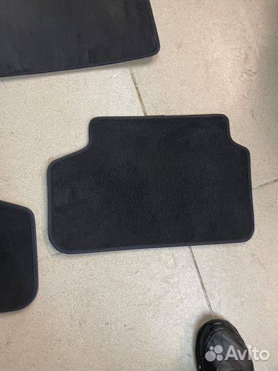 Автомобильные коврики для Bmw g30