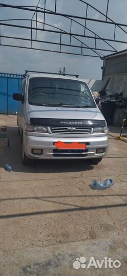 Mazda Bongo Friendee 2.0 AT, 1998, 300 000 км