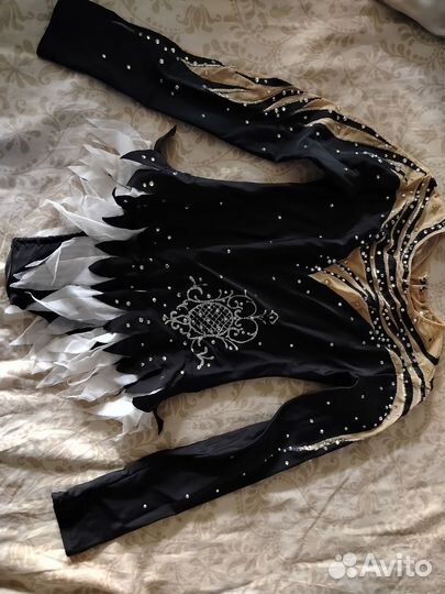 Купальник для худ-й гимнастики и фигурного катания