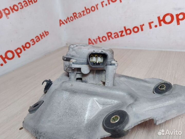 Мотор дворников передний Mitsubishi Lancer Cedia