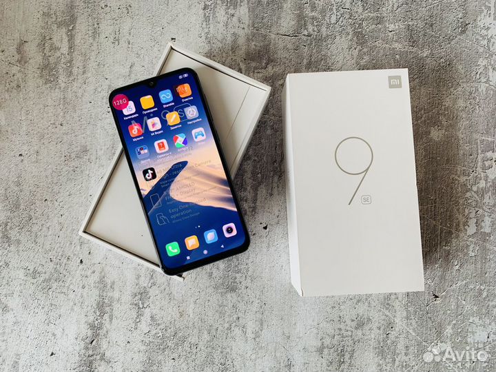 Xiaomi Mi 9 SE, 6/128 ГБ