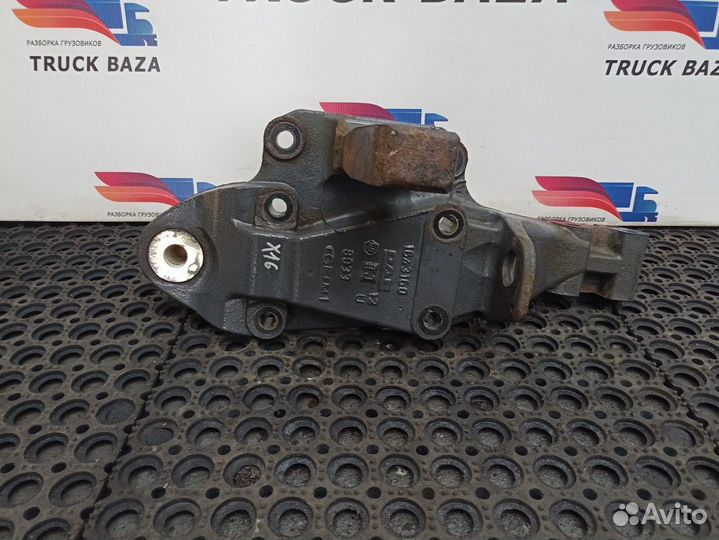 Кронштейн рессоры передней левый