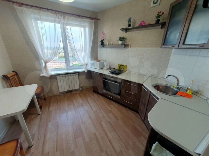 1-к. квартира, 38 м², 10/16 эт.