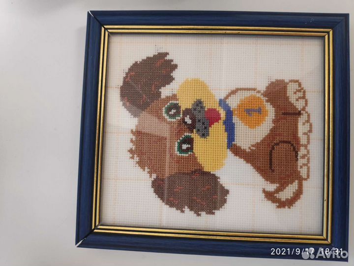 Картина вышитая