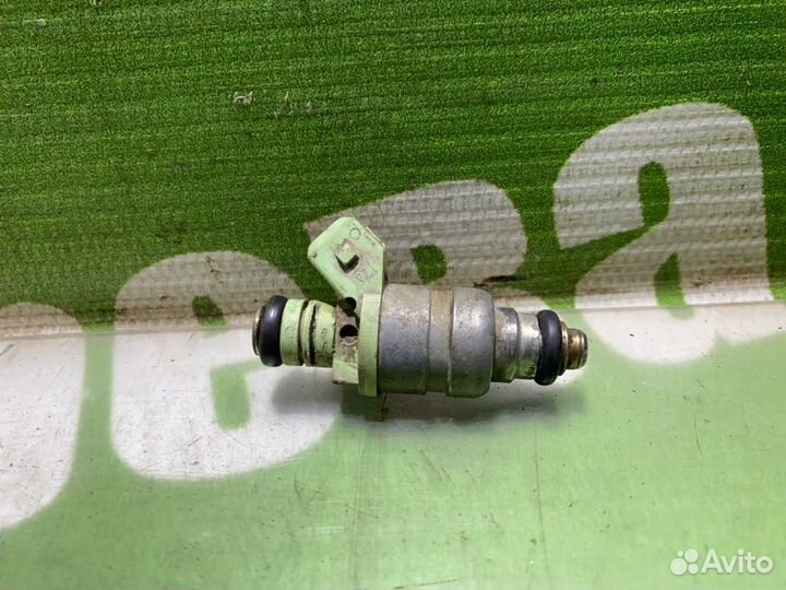 Форсунка топливная Daewoo Nexia N150 F16D3