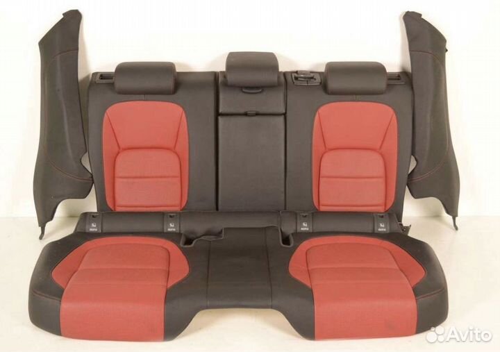 Салон Jaguar F-Pace