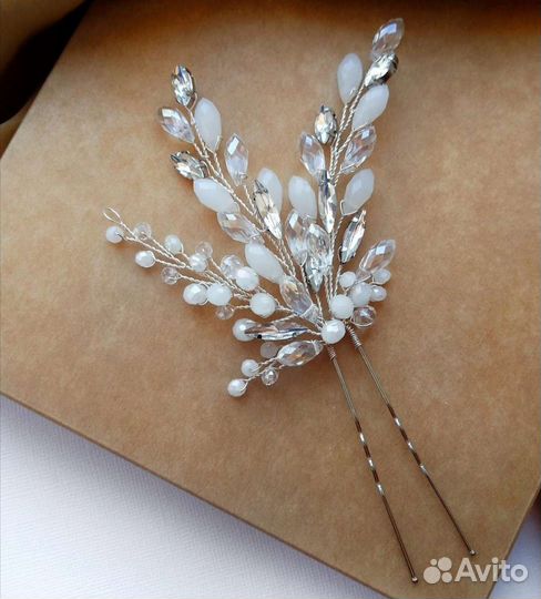 Свадебные украшения (шпилька, серьги)