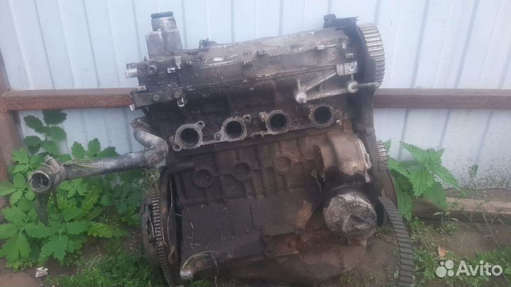 Продам двс 21124