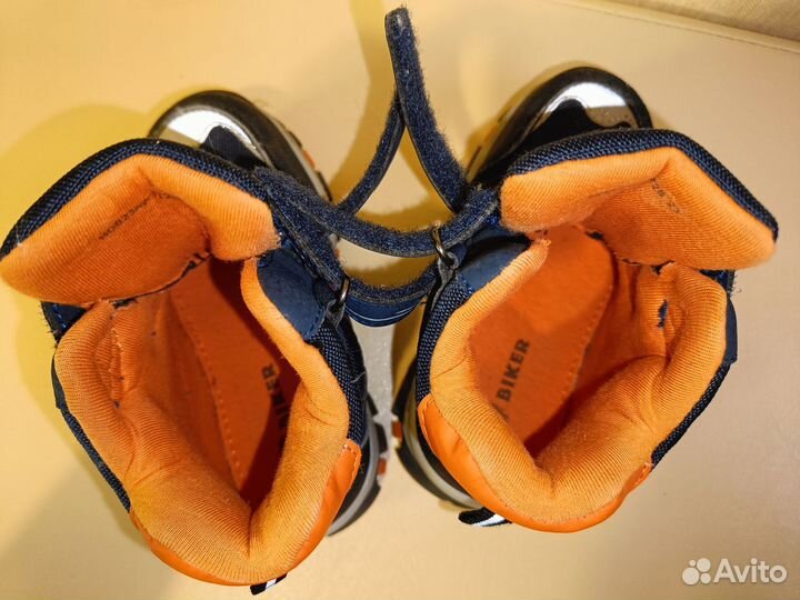 Ботинки демисезонные 23 размер