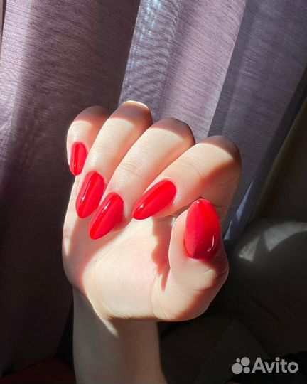 Маникюр педикюр