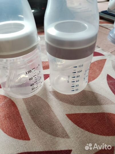 Avent молокоотсос ручной с контейнерами