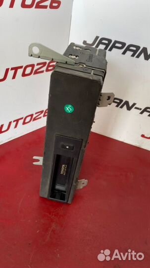 CD чейнджер Toyota Celsior UCF21 1UZ-FE