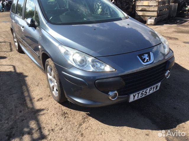 Разбор на запчасти Peugeot 307