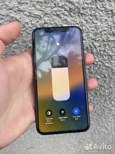 iPhone X, 64 ГБ