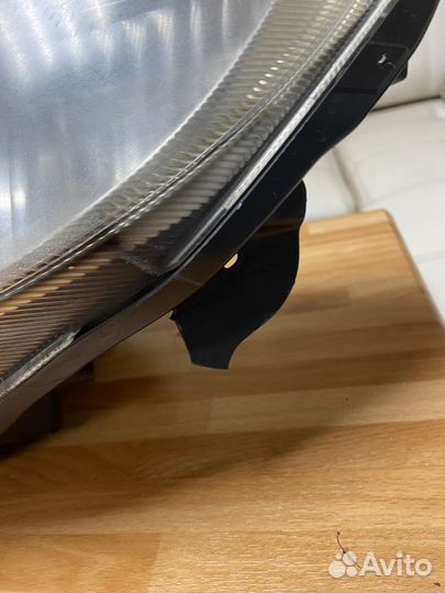 Фара левая Skoda Fabia 2 дорестайлинг 07-10г