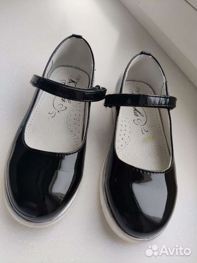 Лаковые черные туфли для девочки kenka 29 размер