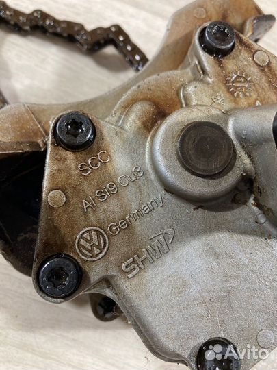 Масляный насос Volkswagen Polo 2010