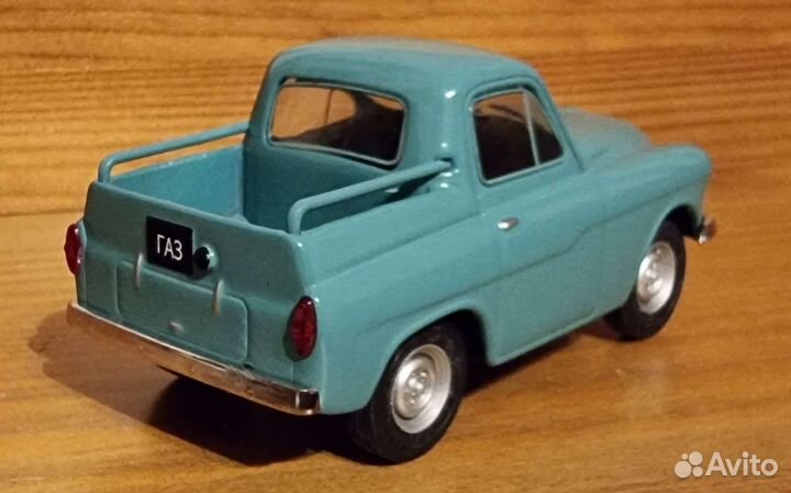 Модель авто газ М-73 масштаб 1/43