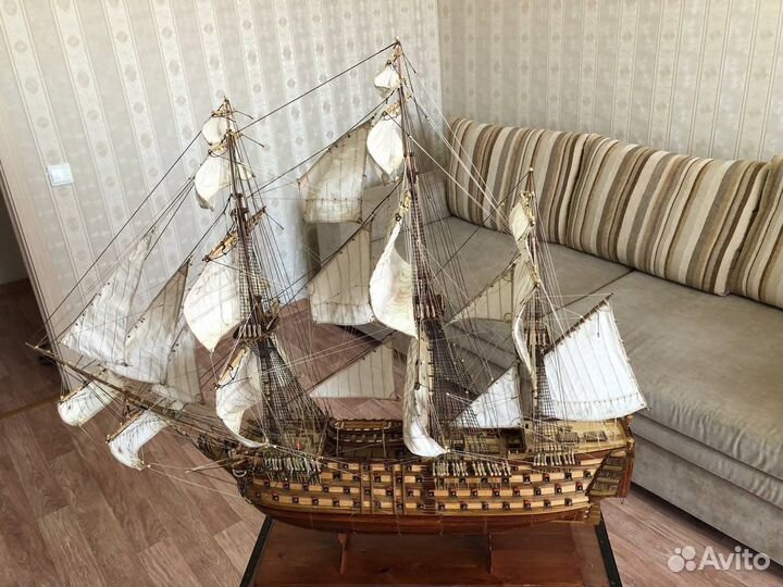 Продам корабль ручной работы Santisima Trinidad