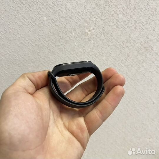 Фитнес-браслет Xiaomi Mi SMART Band 7
