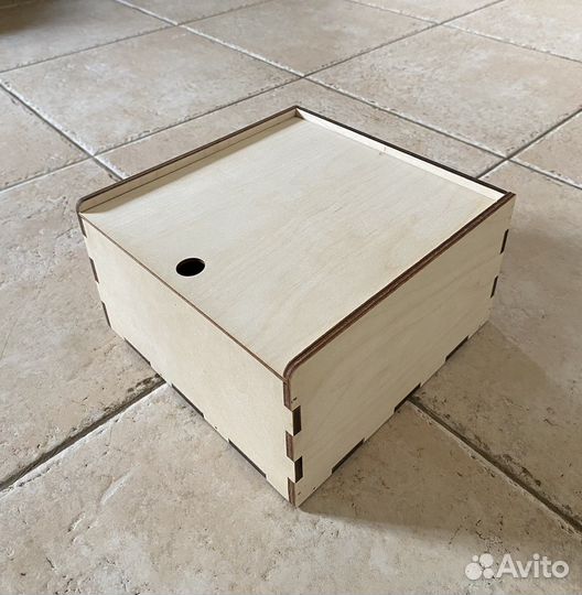 Деревянная коробка декоративная