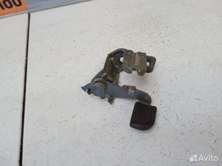 Ручка открывания капота Hyundai Santa Fe 1 2.7