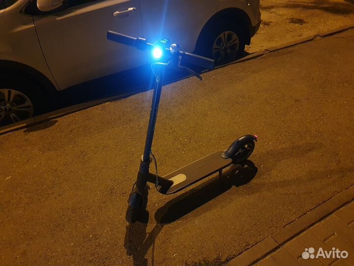 Электросамокат взрослый до 120 кг состояние нового