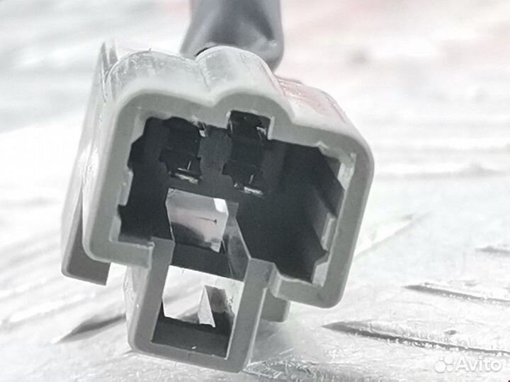 Кнопка открывания люка Hyundai Santa Fe (SM) рест