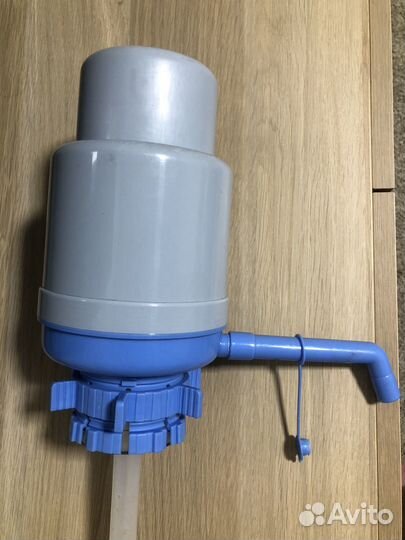Помпа для воды 19 л ручная
