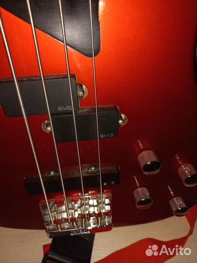 Бас Гитара Washburn xb-200 Bantam