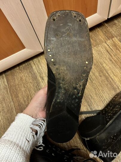 Лыжные ботинки