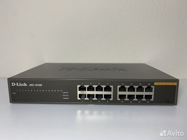Коммутатор D-Link DES-1016D