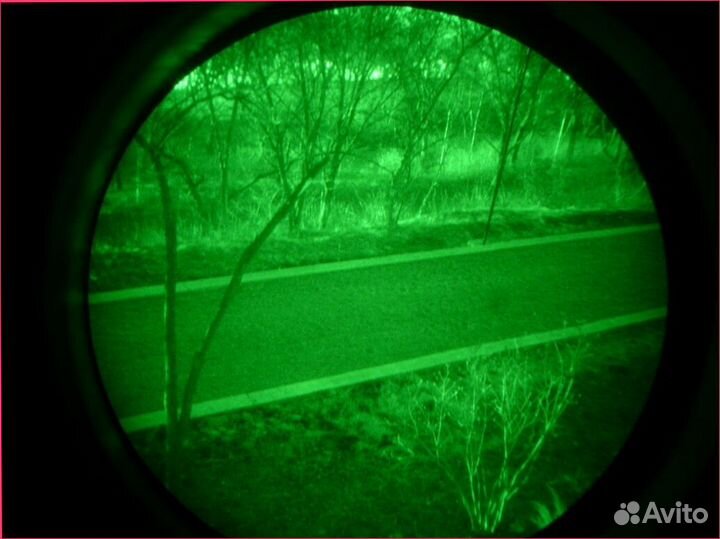 Прибор ночного видения с креплением на шлем