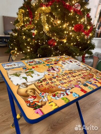 Детский столик