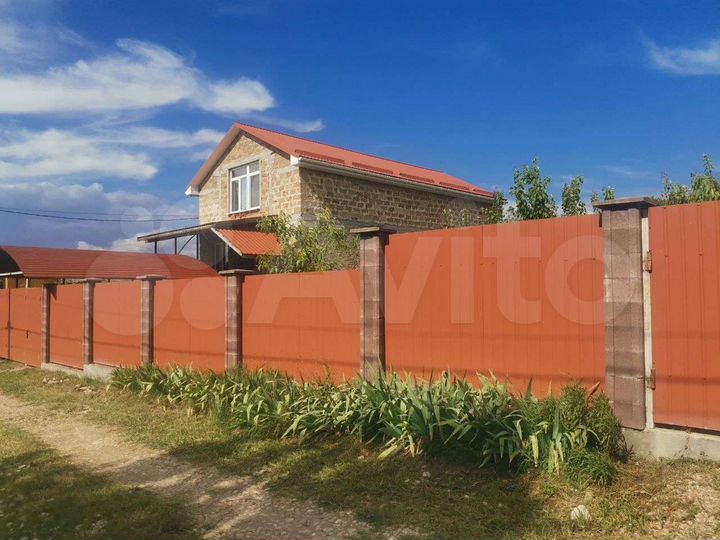 Дом 167 м² на участке 8 сот.