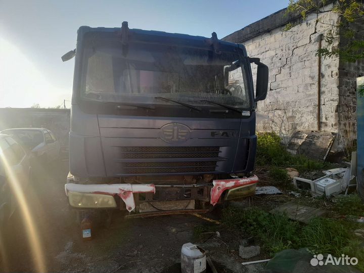 FAW CA3252P2K2T1A, 2011