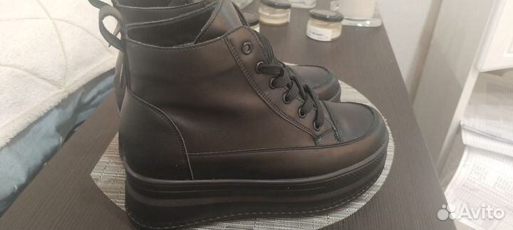 Ботинки женские зимние