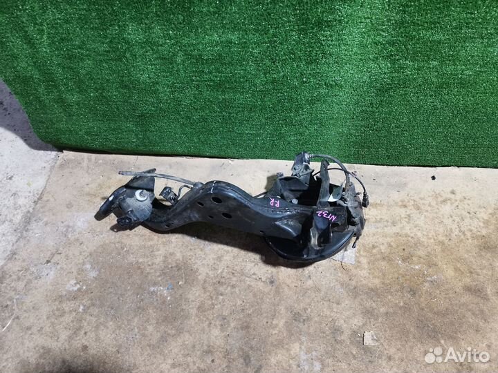 Рычаг кулак задний правый Nissan X-Trail T32 J11