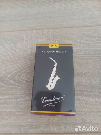 Трости для альт саксофона vandoren