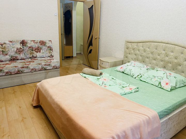 1-к. квартира, 42 м², 1/7 эт.