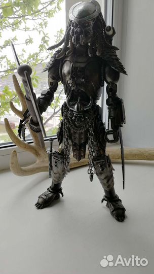 Хищник фигурка ручная работа