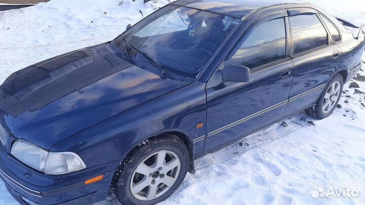 Двигатель Вольво s40 1996 г/в 1,7 л