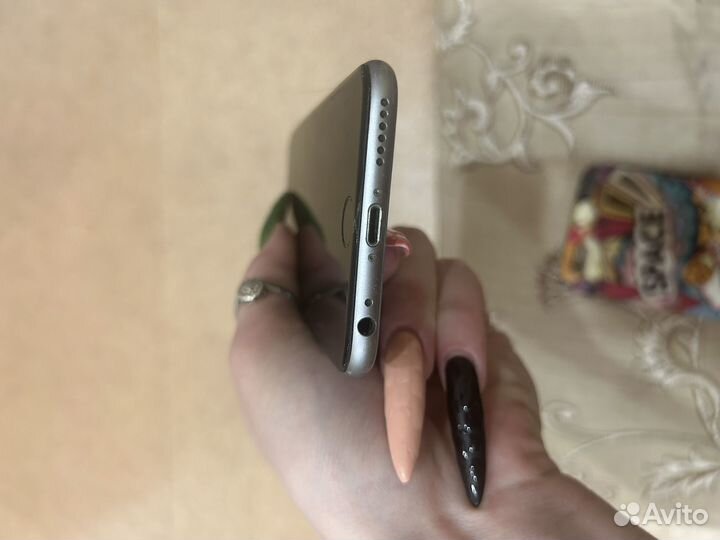 iPhone 6, 32 ГБ