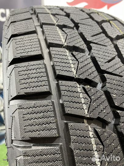 Bearway BW-ICE 245/45 R19 99S