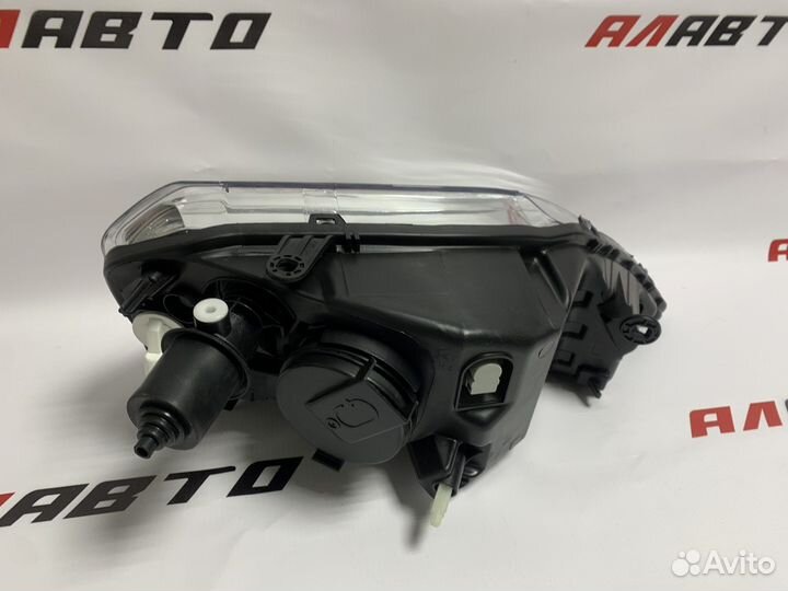 Фара передняя Лада Largus Ларгус