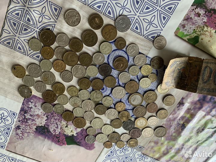 Старинные монеты и купюры