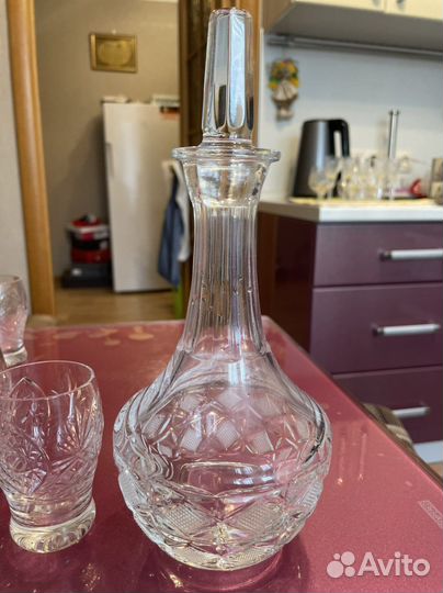 Графин и рюмки хрусталь